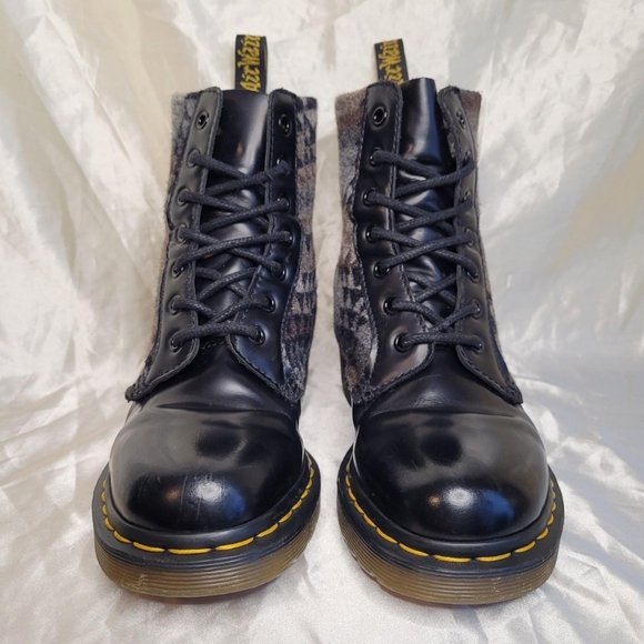 Dr. Martens 1460 Pendleton black/brown leather & wool paneled boots - Picture 3 of 8